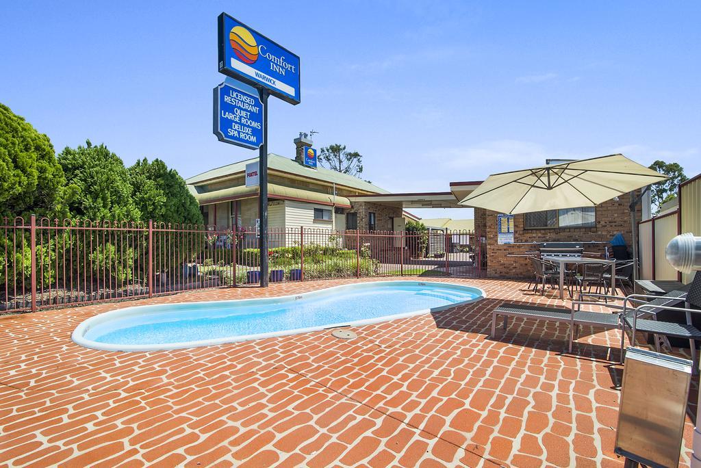 Warwick Settlers Inn Экстерьер фото